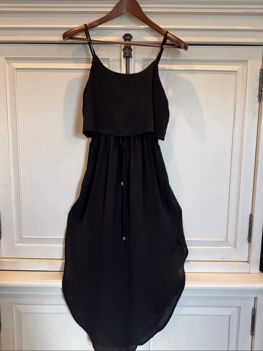 Sleeveless Black High-Low Maxi Dress with Drawstring Waist